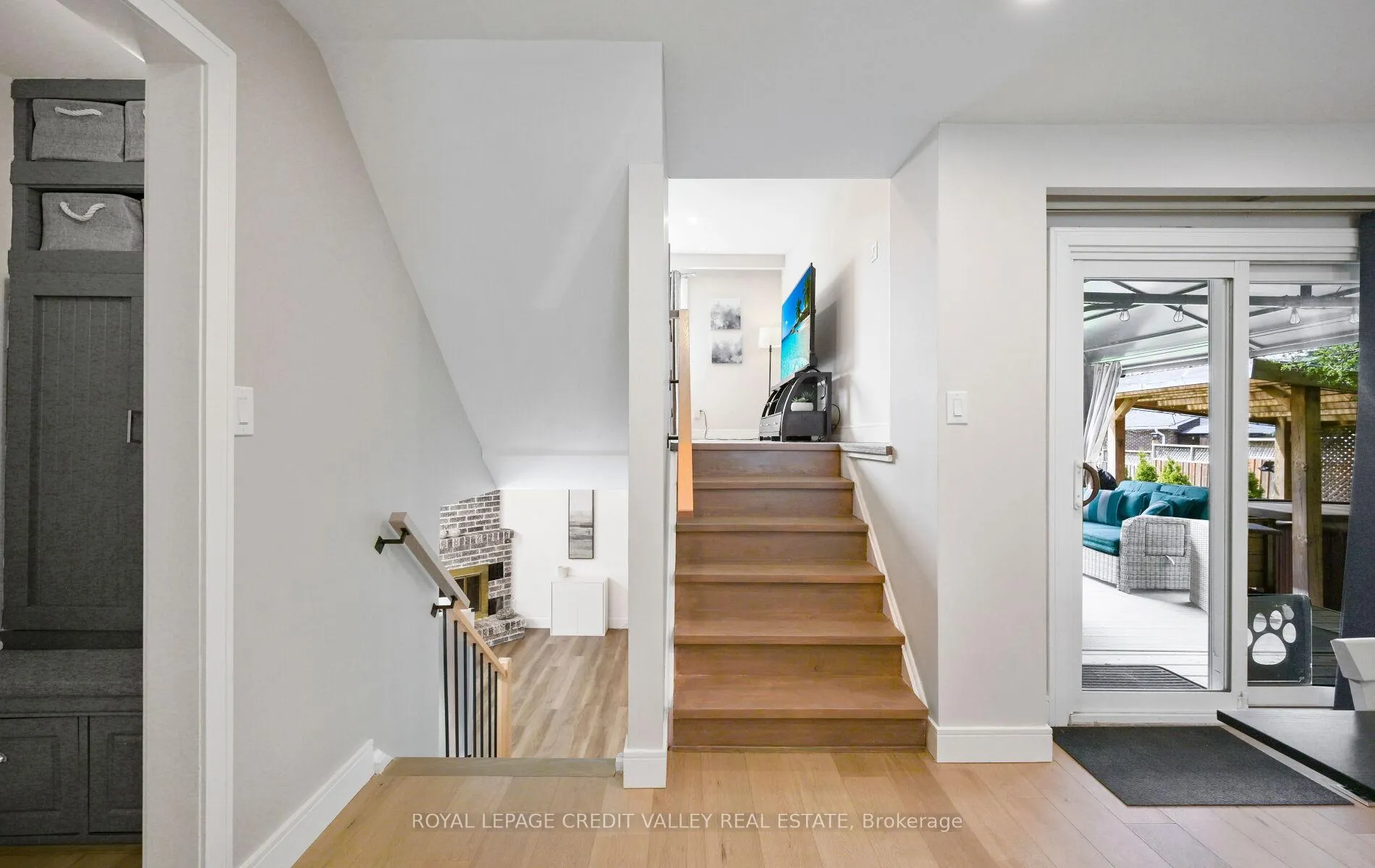 Photo 22 of 24 Pluto Drive, Brampton, Madoc — HOMEH