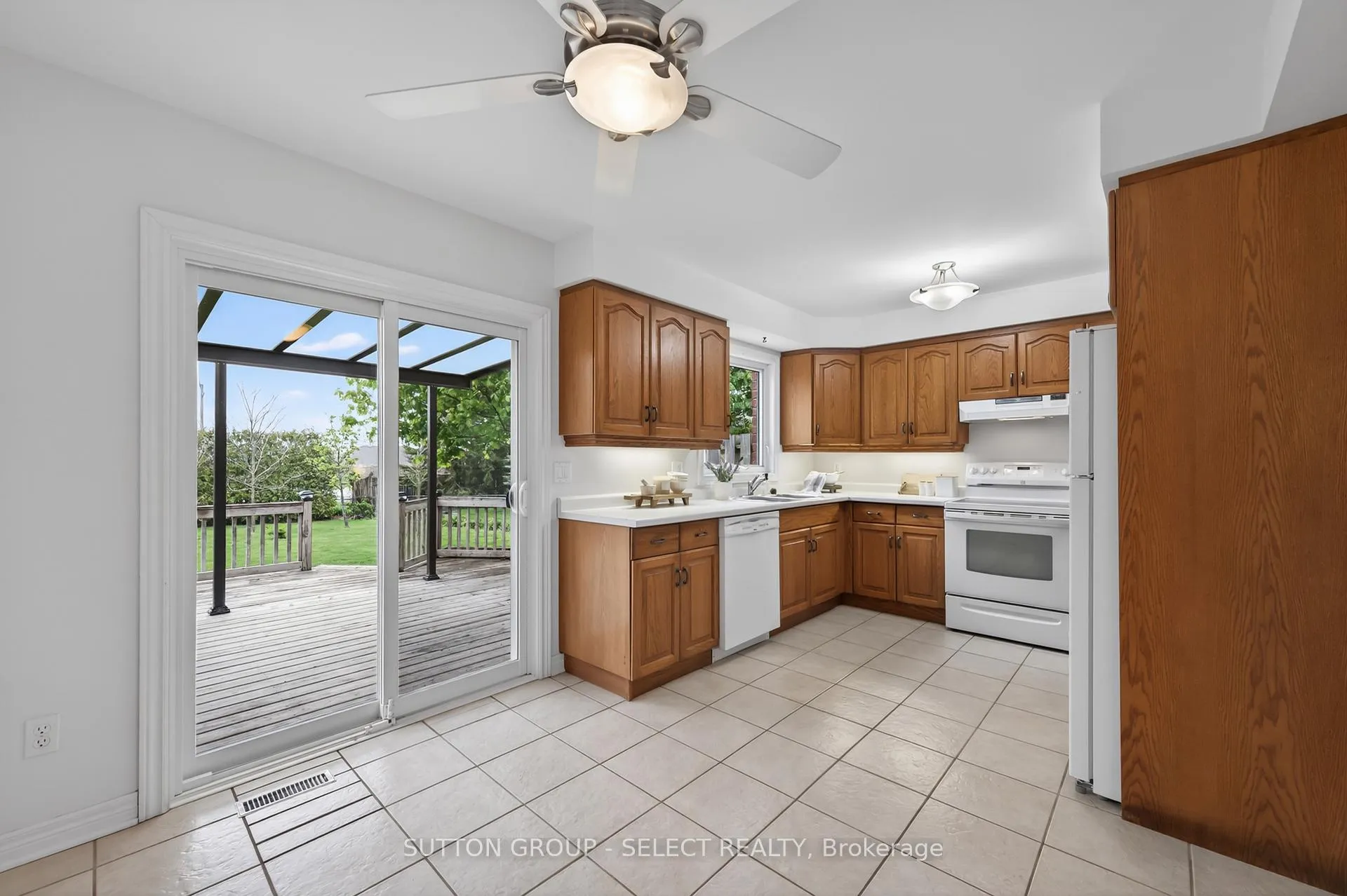 Photo 9 of 55 Heritage Drive, Middlesex Centre, Ilderton — HOMEH