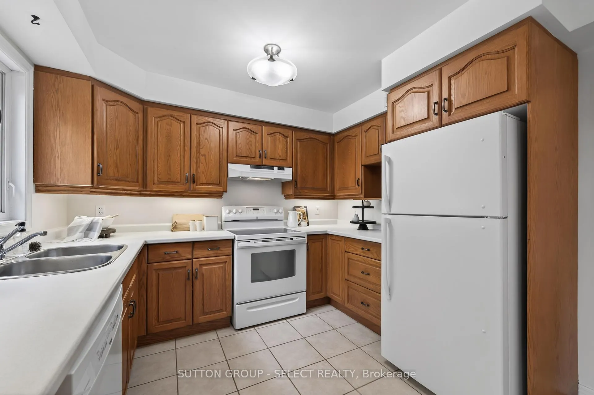 Photo 11 of 55 Heritage Drive, Middlesex Centre, Ilderton — HOMEH