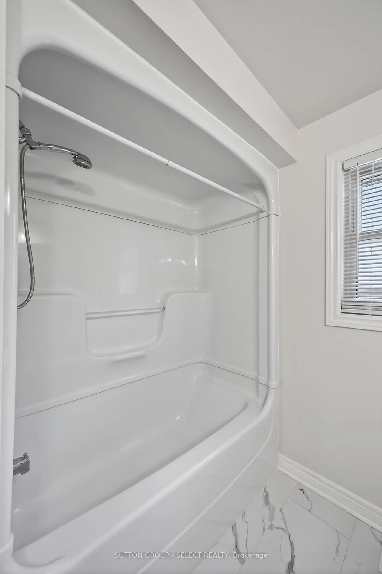Photo 20 of 55 Heritage Drive, Middlesex Centre, Ilderton — HOMEH
