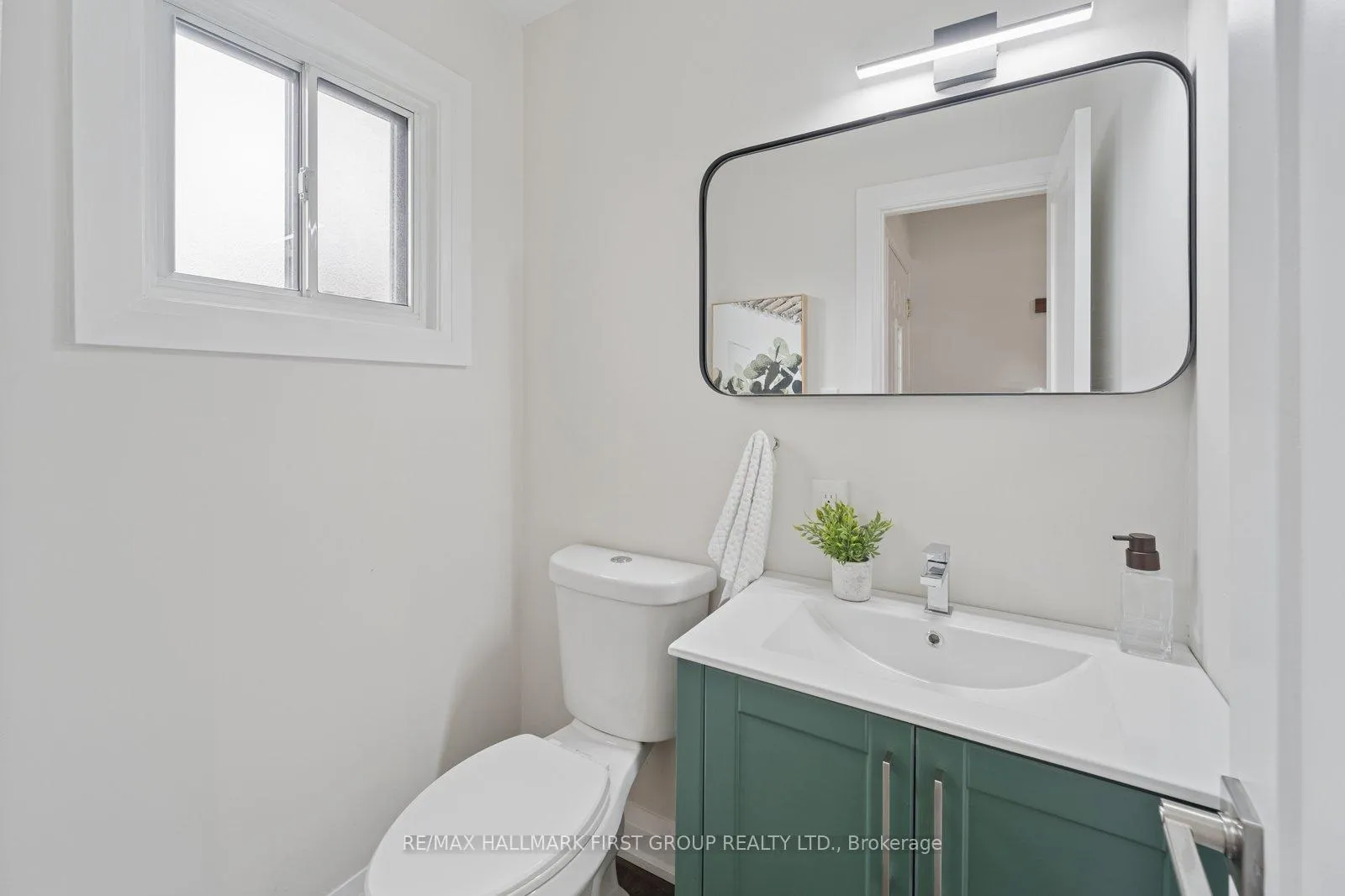 Photo 19 of Unit 42, 765 Oklahoma Drive, Pickering, West Shore — HOMEH