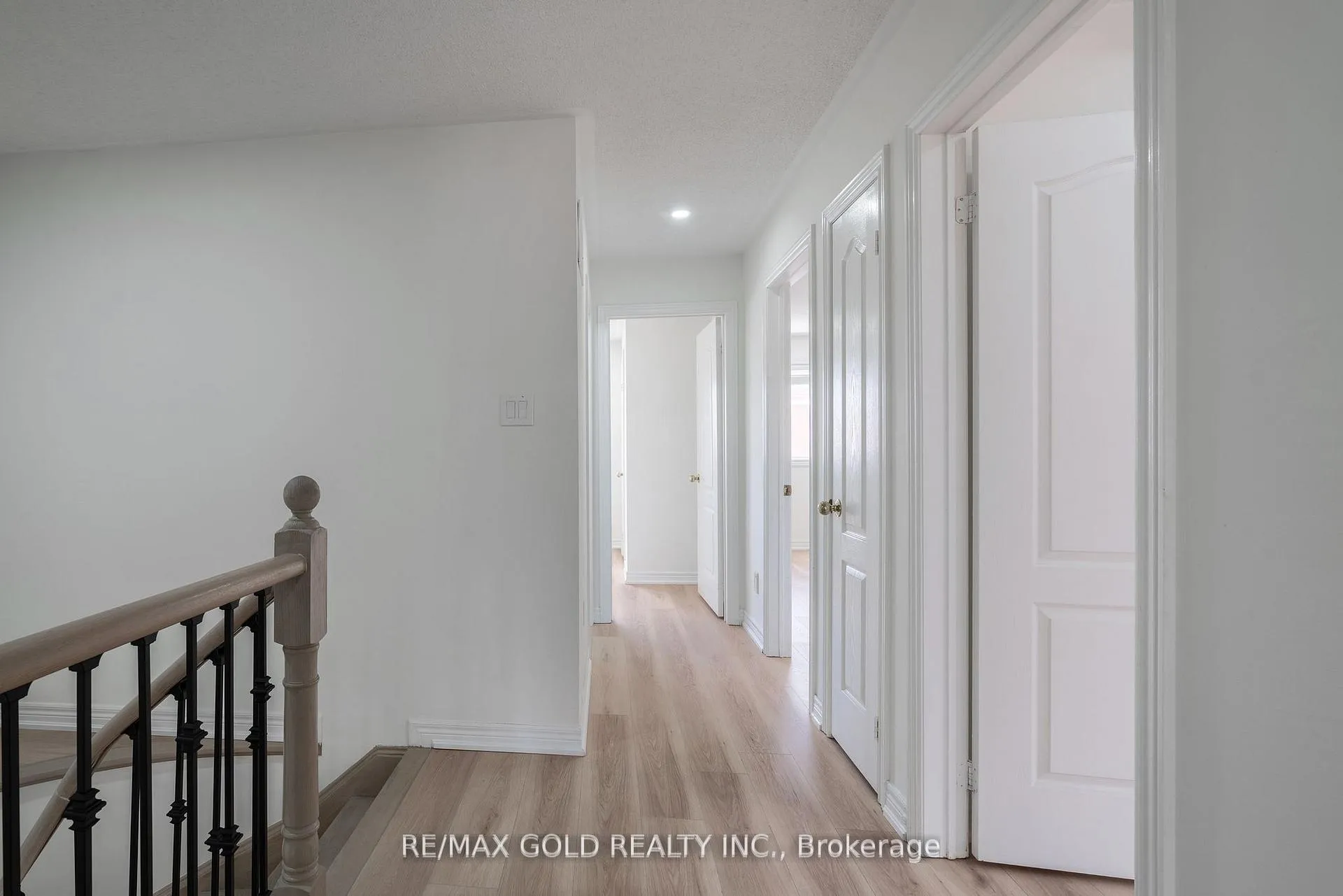 Photo 20 of 51 Tigerlily Place, Brampton, Sandringham-Wellington — HOMEH