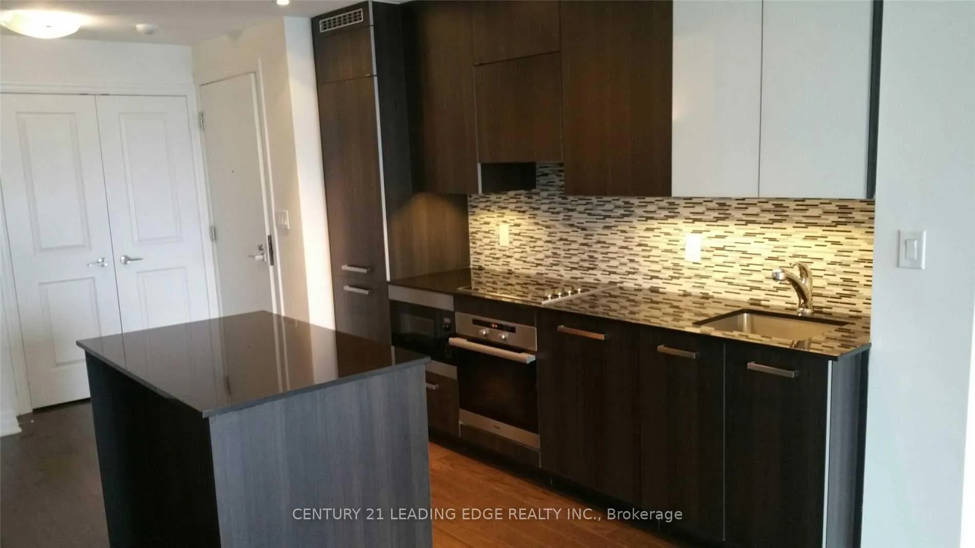 Photo 12 of Unit 3406, 8 The Esplanade Avenue, Toronto, Waterfront Communities — HOMEH