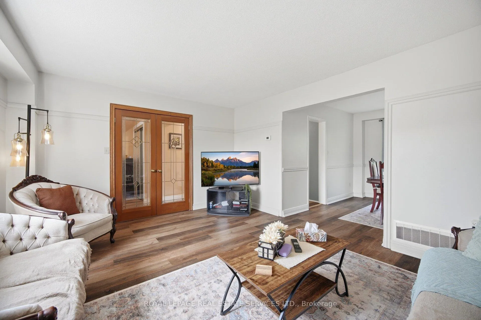 Photo 10 of 18 Wolverton Crescent, Brampton, Central Park — HOMEH