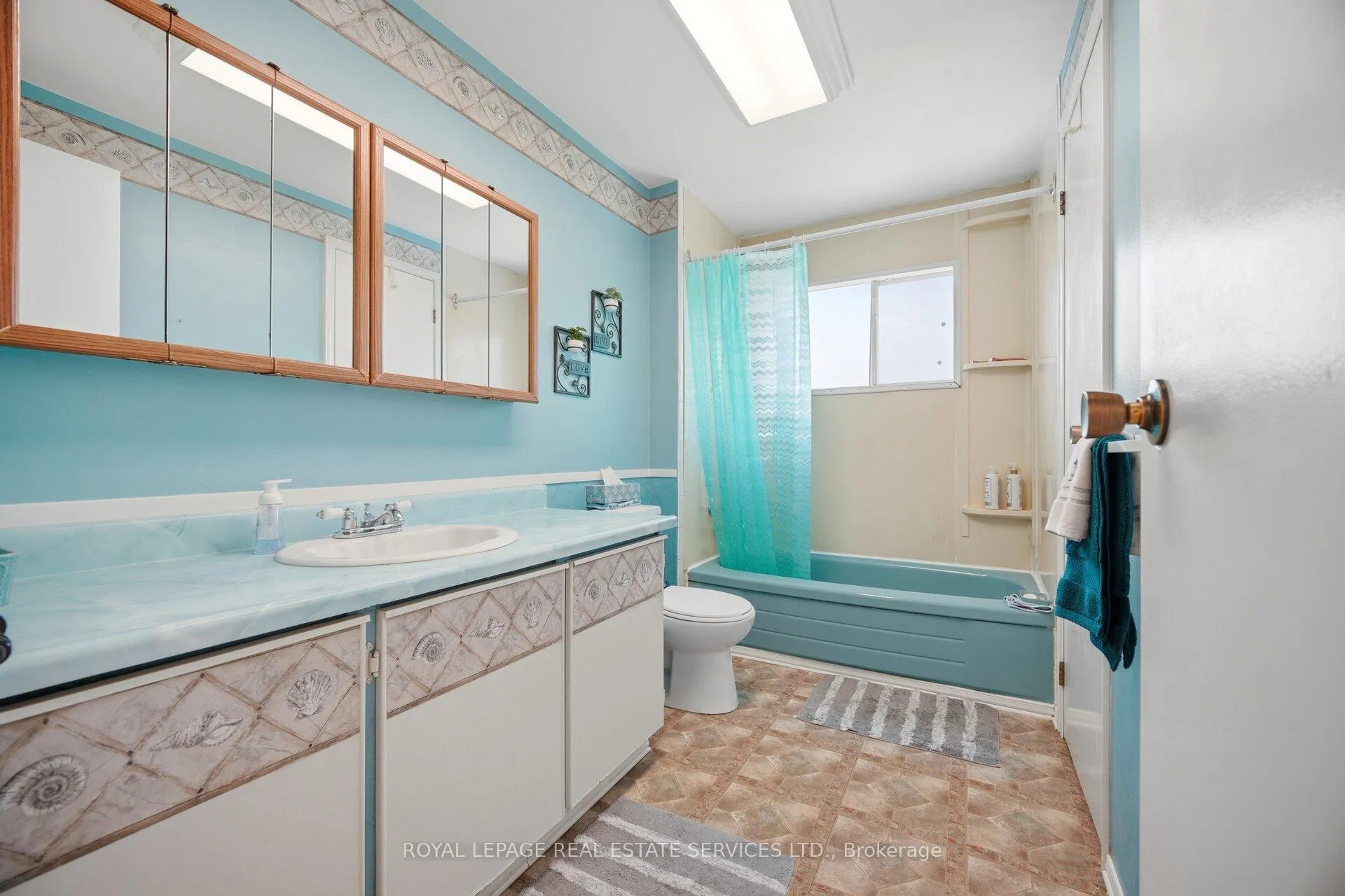 Photo 31 of 18 Wolverton Crescent, Brampton, Central Park — HOMEH