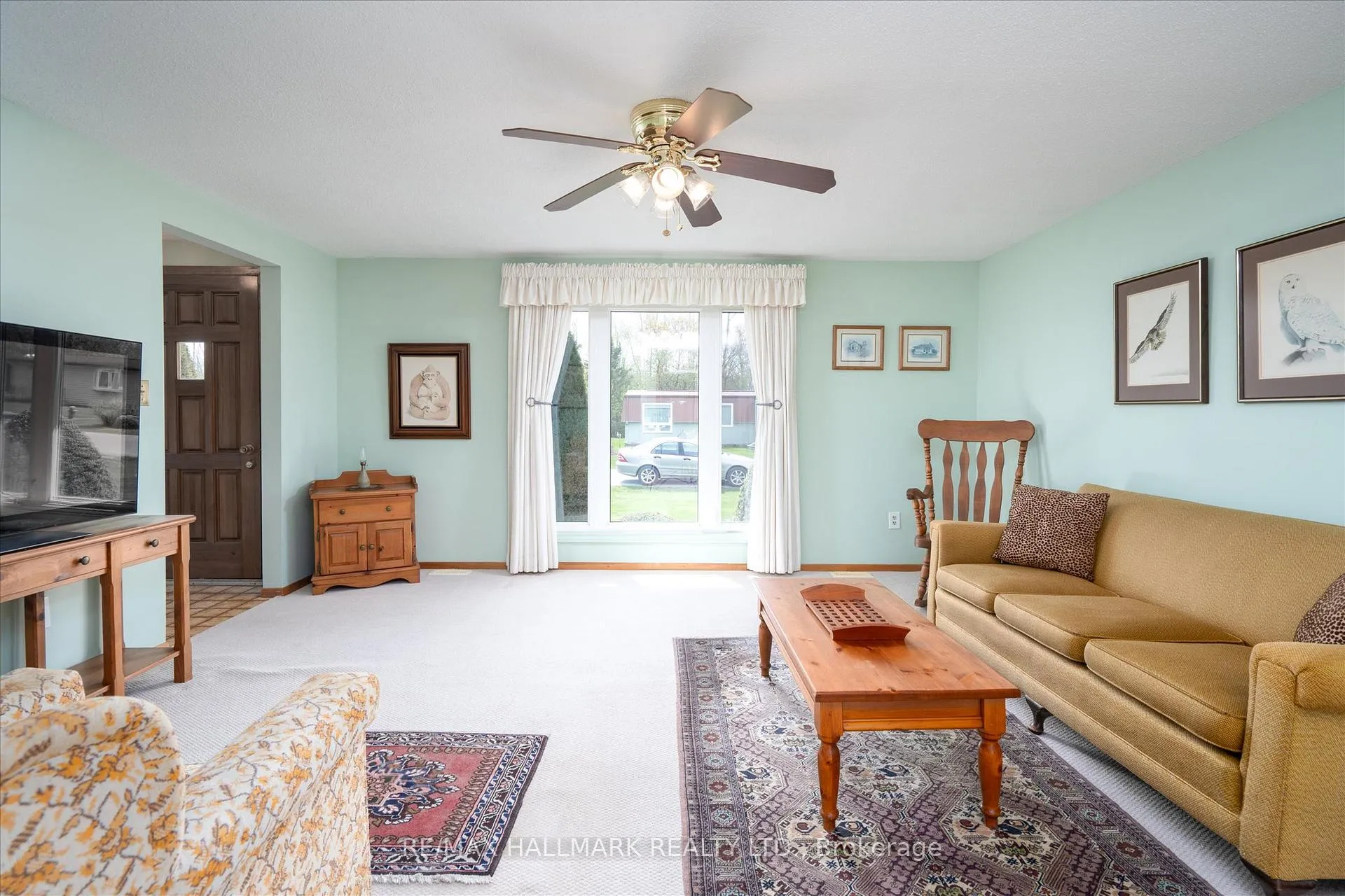 Photo 15 of 59 Damsel Circle, Georgina, Sutton & Jackson's Point — HOMEH