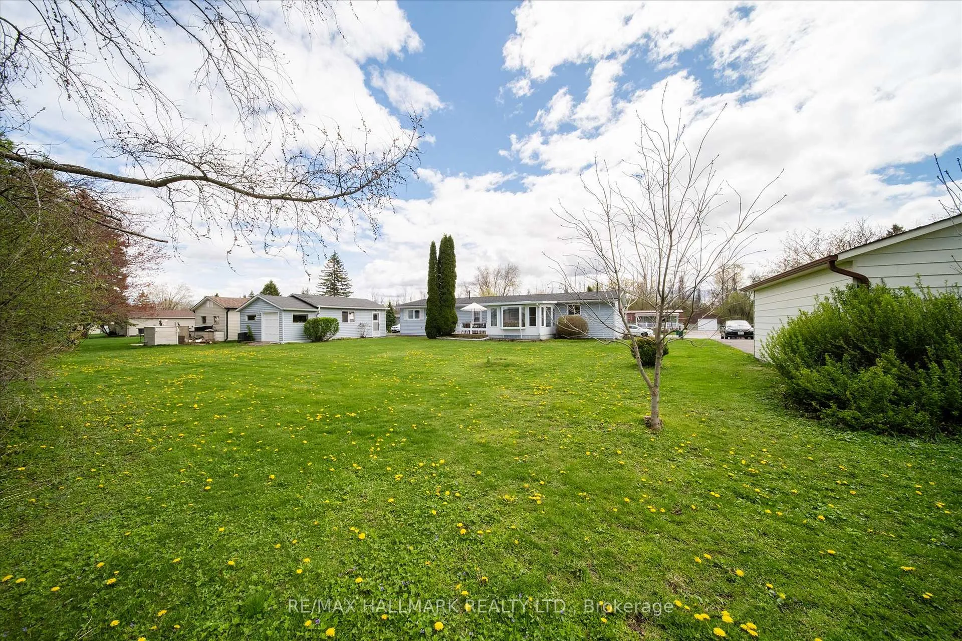 Photo 31 of 59 Damsel Circle, Georgina, Sutton & Jackson's Point — HOMEH