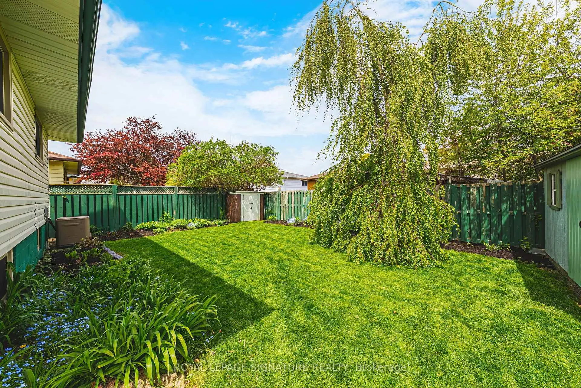 Photo 36 of 104 Gardiner Drive, Hamilton, Gilkson — HOMEH