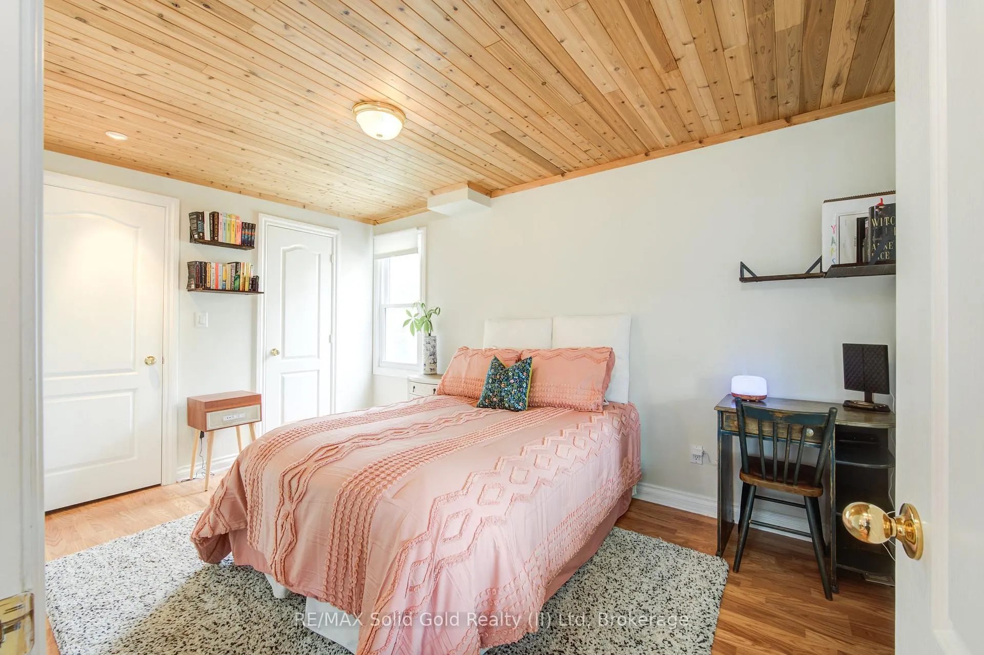 Photo 15 of 409 Tower Heights Drive, Central Elgin, Rural Central Elgin — HOMEH
