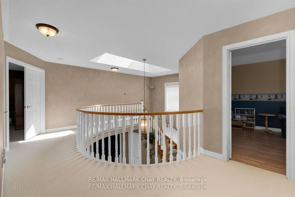 Photo 19 of 82 Bishop Drive, Barrie, Ardagh — HOMEH