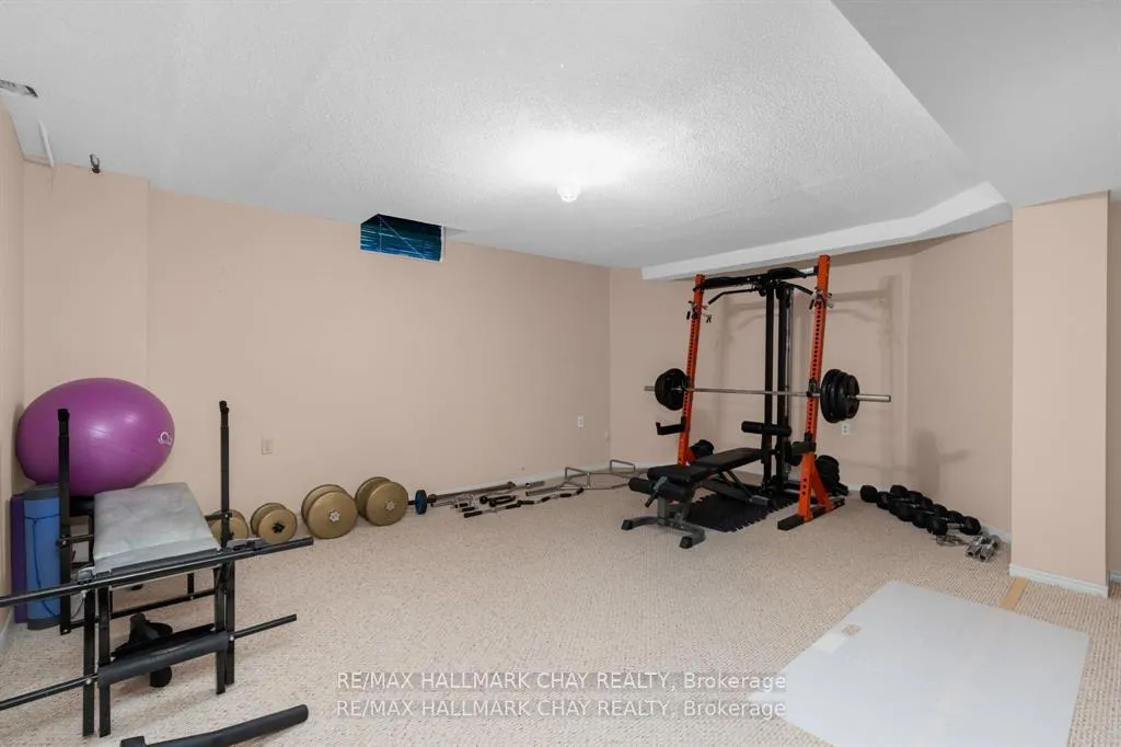Photo 31 of 82 Bishop Drive, Barrie, Ardagh — HOMEH