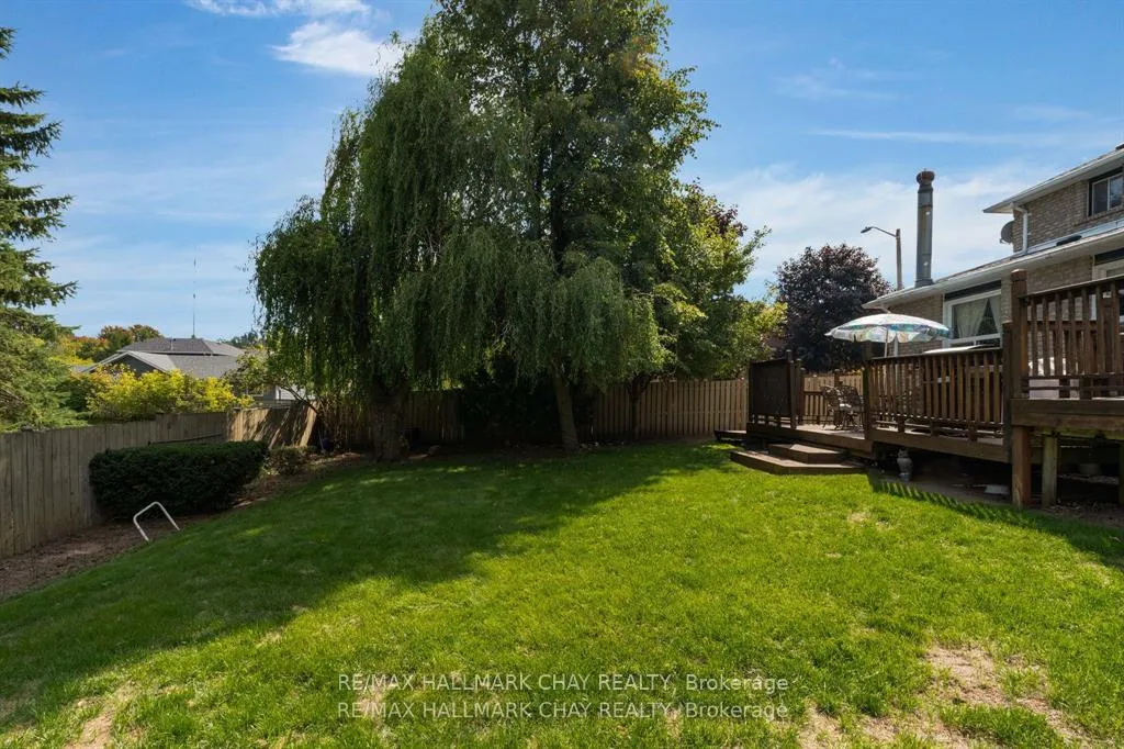 Photo 34 of 82 Bishop Drive, Barrie, Ardagh — HOMEH