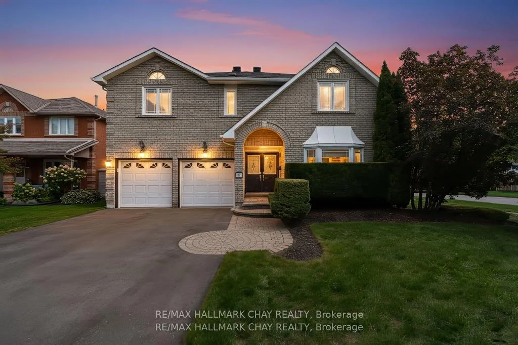 Photo 1 of 82 Bishop Drive, Barrie, Ardagh — HOMEH