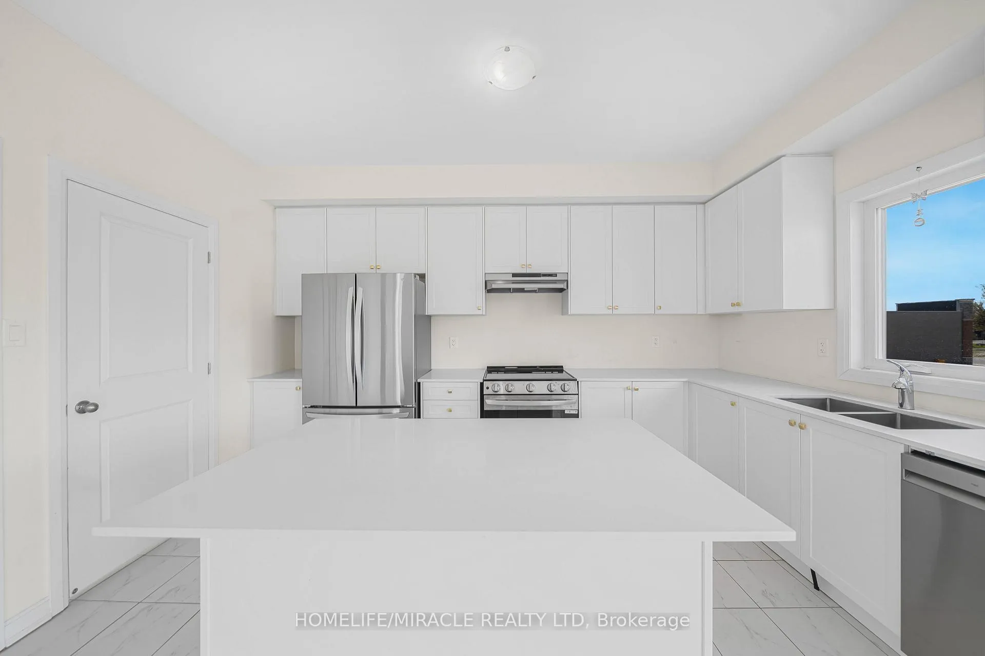Photo 10 of 111 Windermere Boulevard, Loyalist, Bath — HOMEH