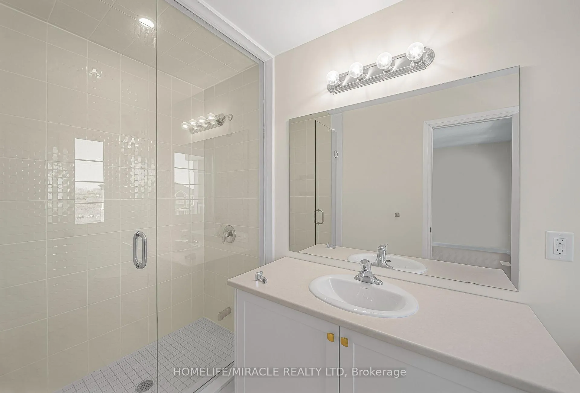 Photo 24 of 111 Windermere Boulevard, Loyalist, Bath — HOMEH