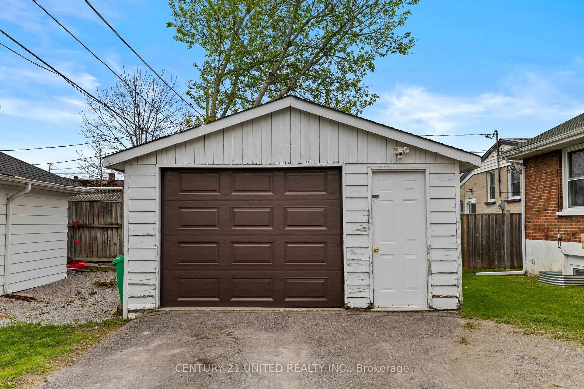 Photo 4 of 605 Harold Drive, Peterborough, Otonabee Ward 1 — HOMEH