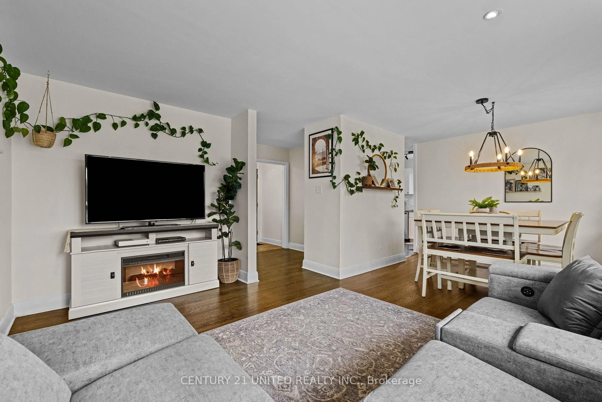 Photo 11 of 605 Harold Drive, Peterborough, Otonabee Ward 1 — HOMEH