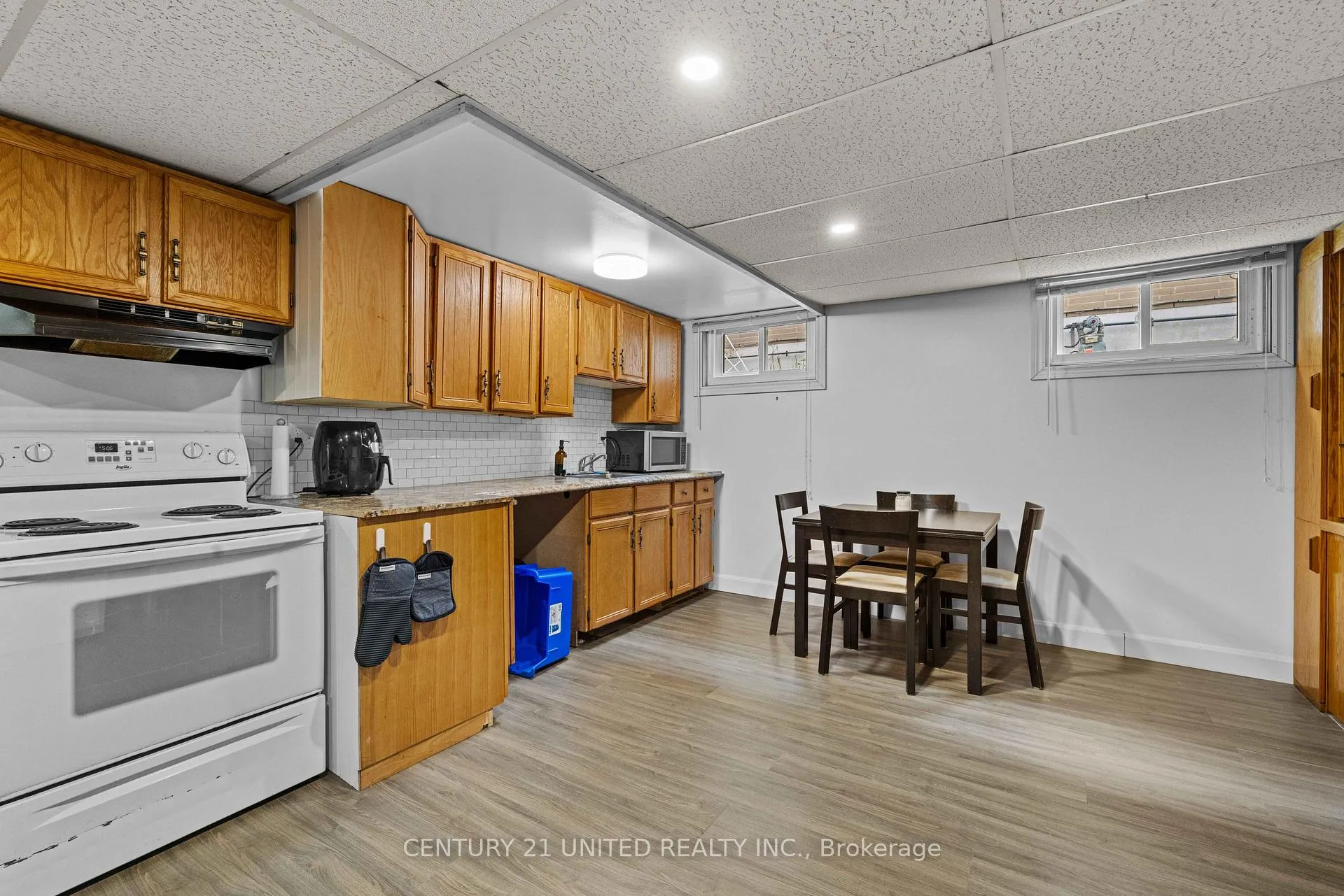 Photo 25 of 605 Harold Drive, Peterborough, Otonabee Ward 1 — HOMEH