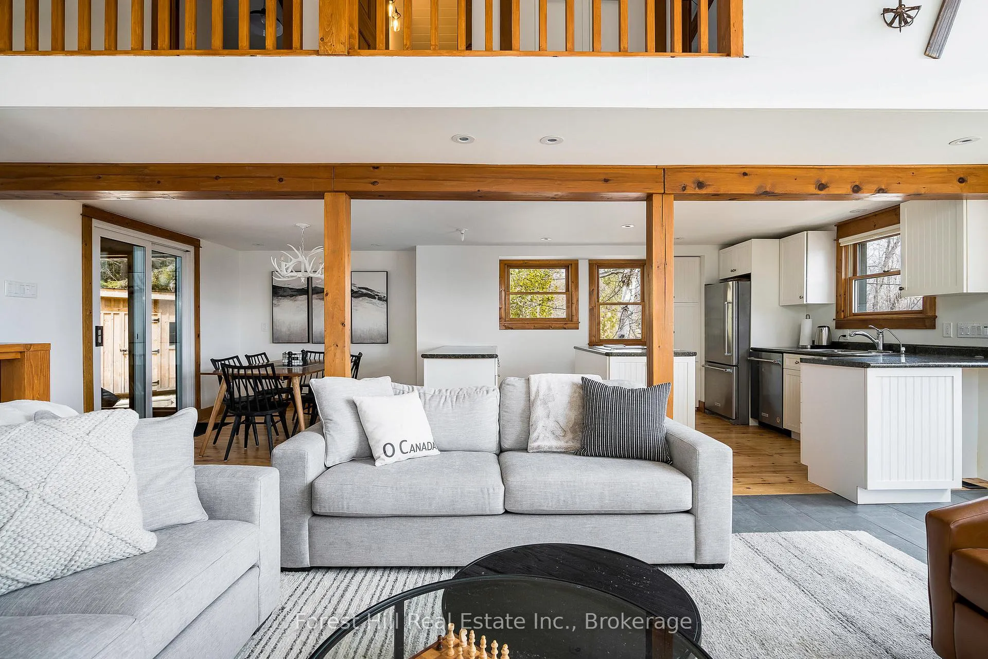Photo 7 of 246 Northmount Crescent, Blue Mountains — HOMEH