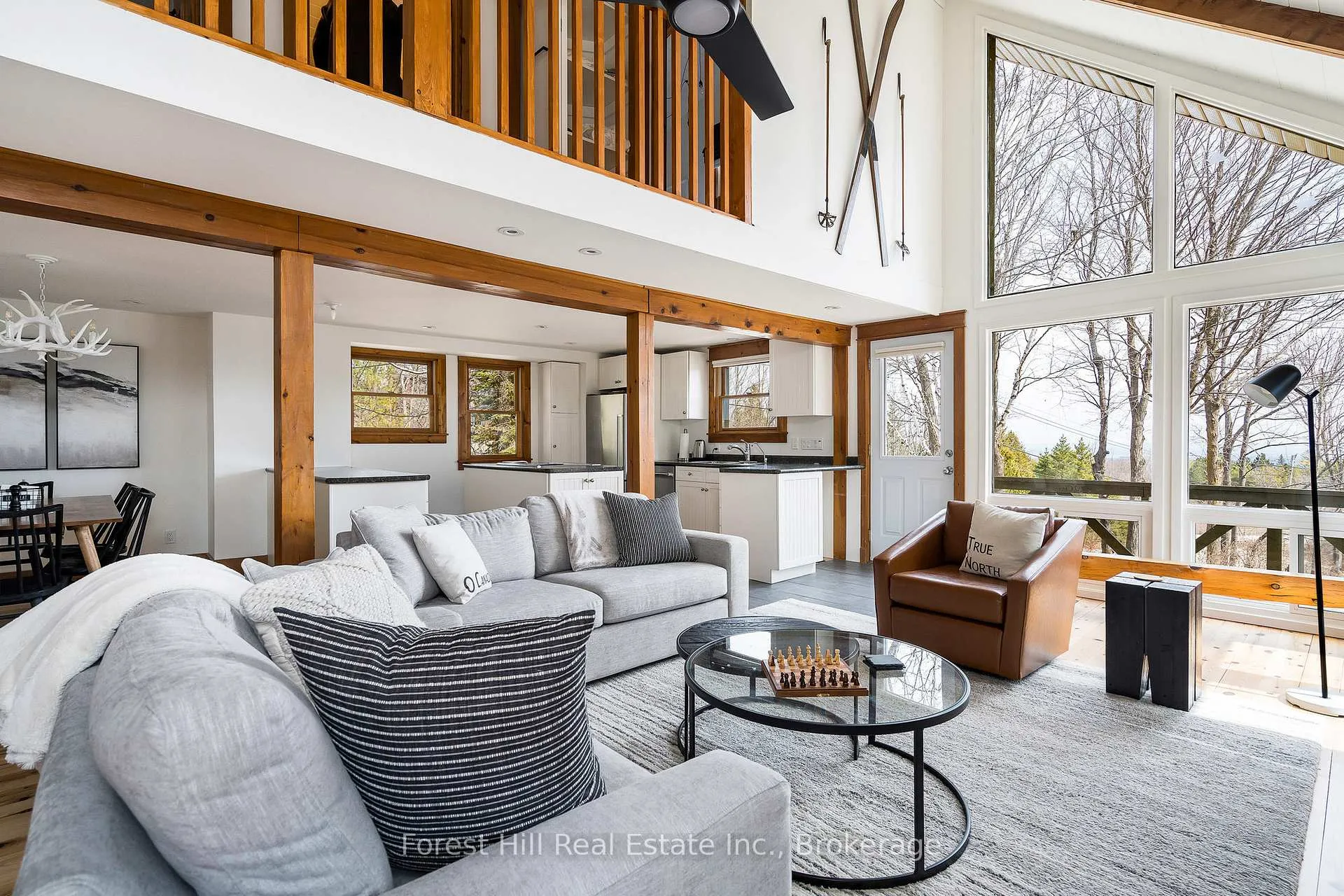 Photo 8 of 246 Northmount Crescent, Blue Mountains — HOMEH