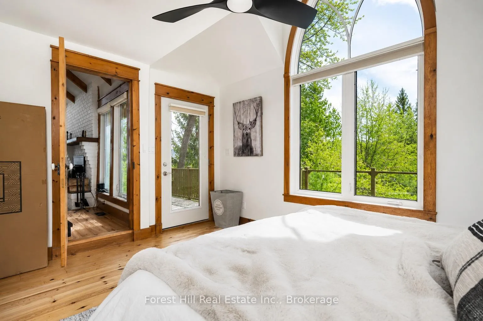 Photo 15 of 246 Northmount Crescent, Blue Mountains — HOMEH