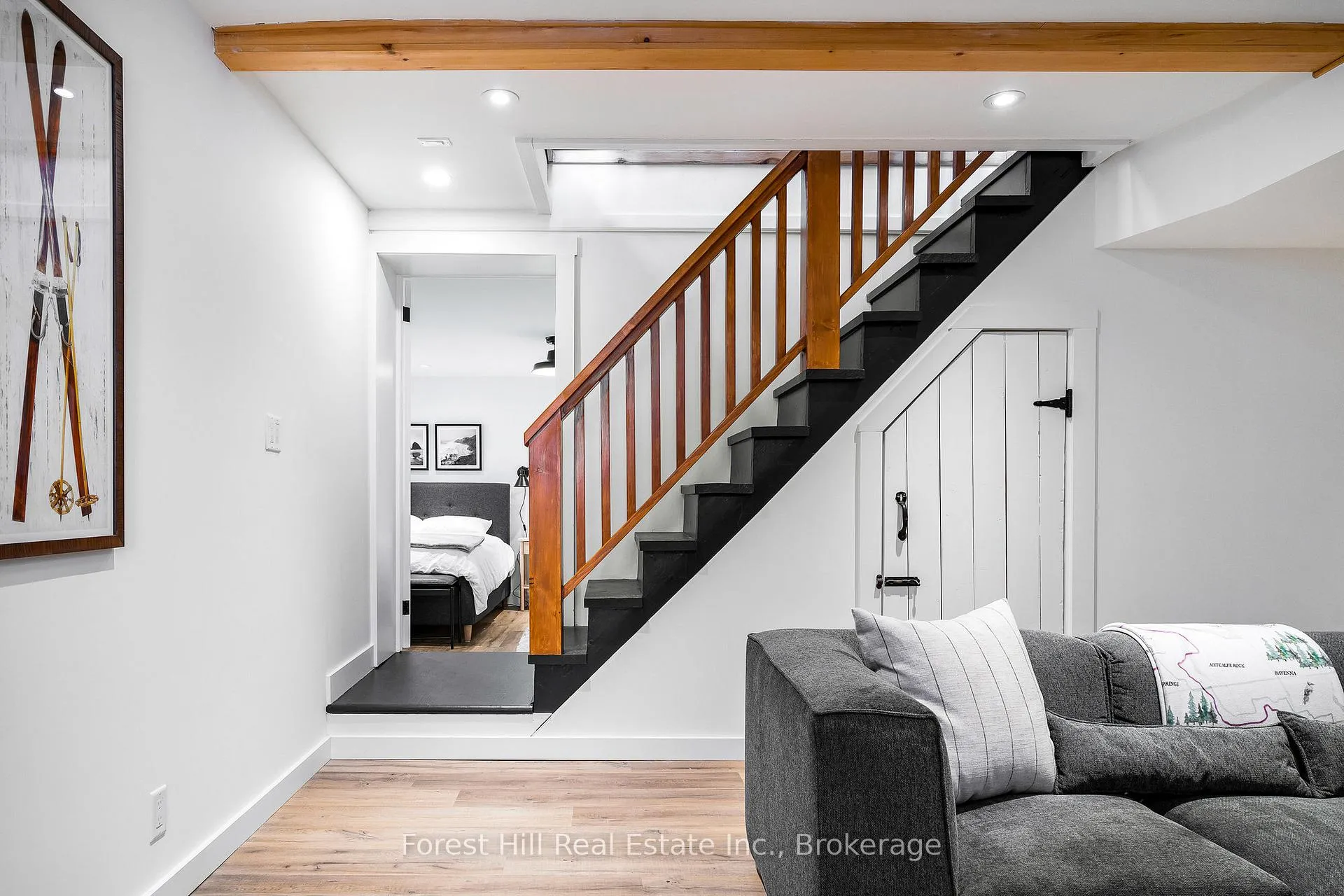 Photo 25 of 246 Northmount Crescent, Blue Mountains — HOMEH