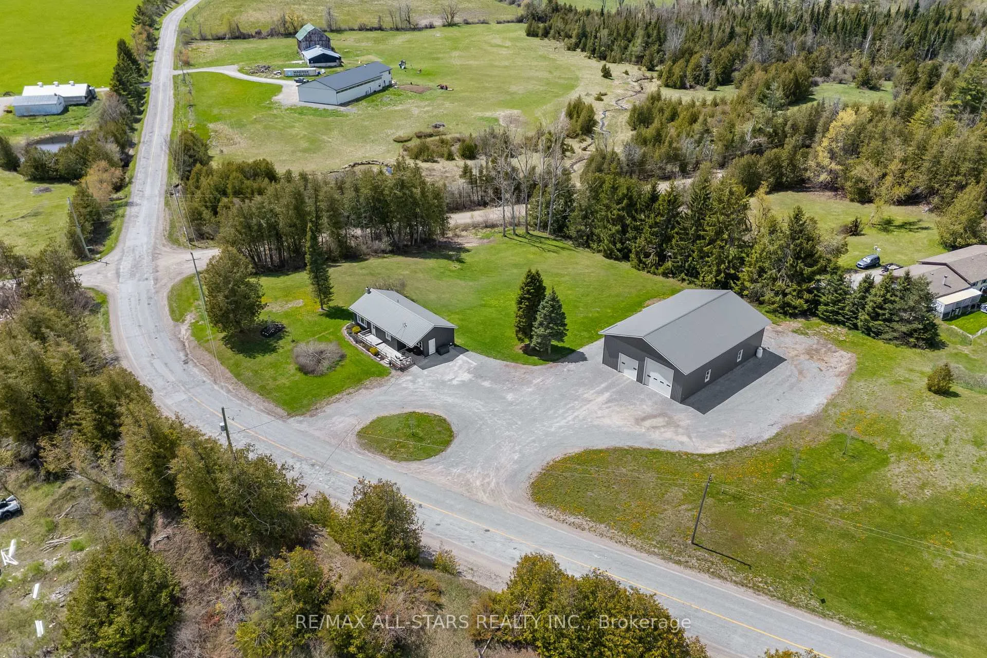 Photo 1 of 255 County Rd 30, Kawartha Lakes, Verulam — HOMEH