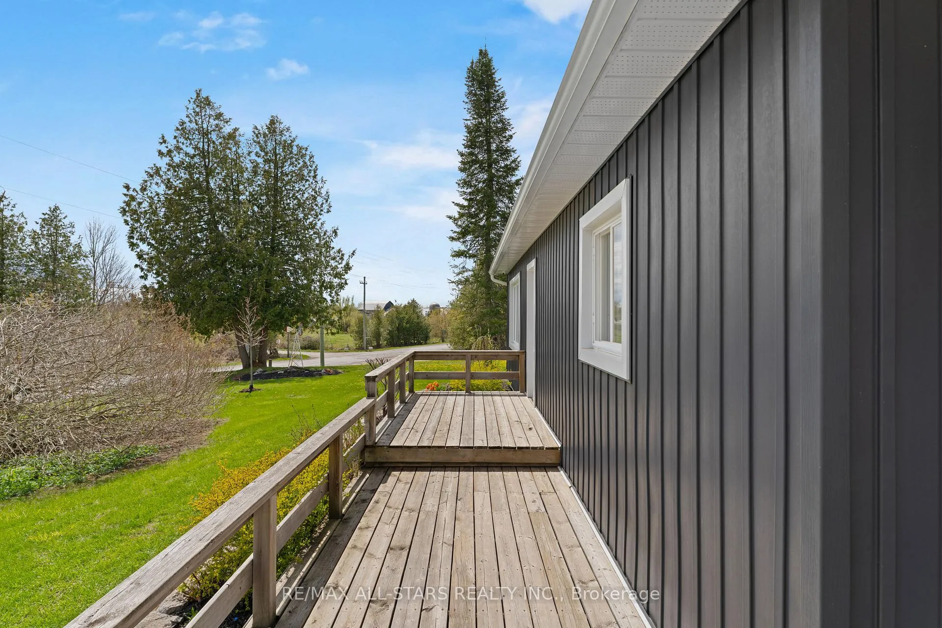 Photo 6 of 255 County Rd 30, Kawartha Lakes, Verulam — HOMEH