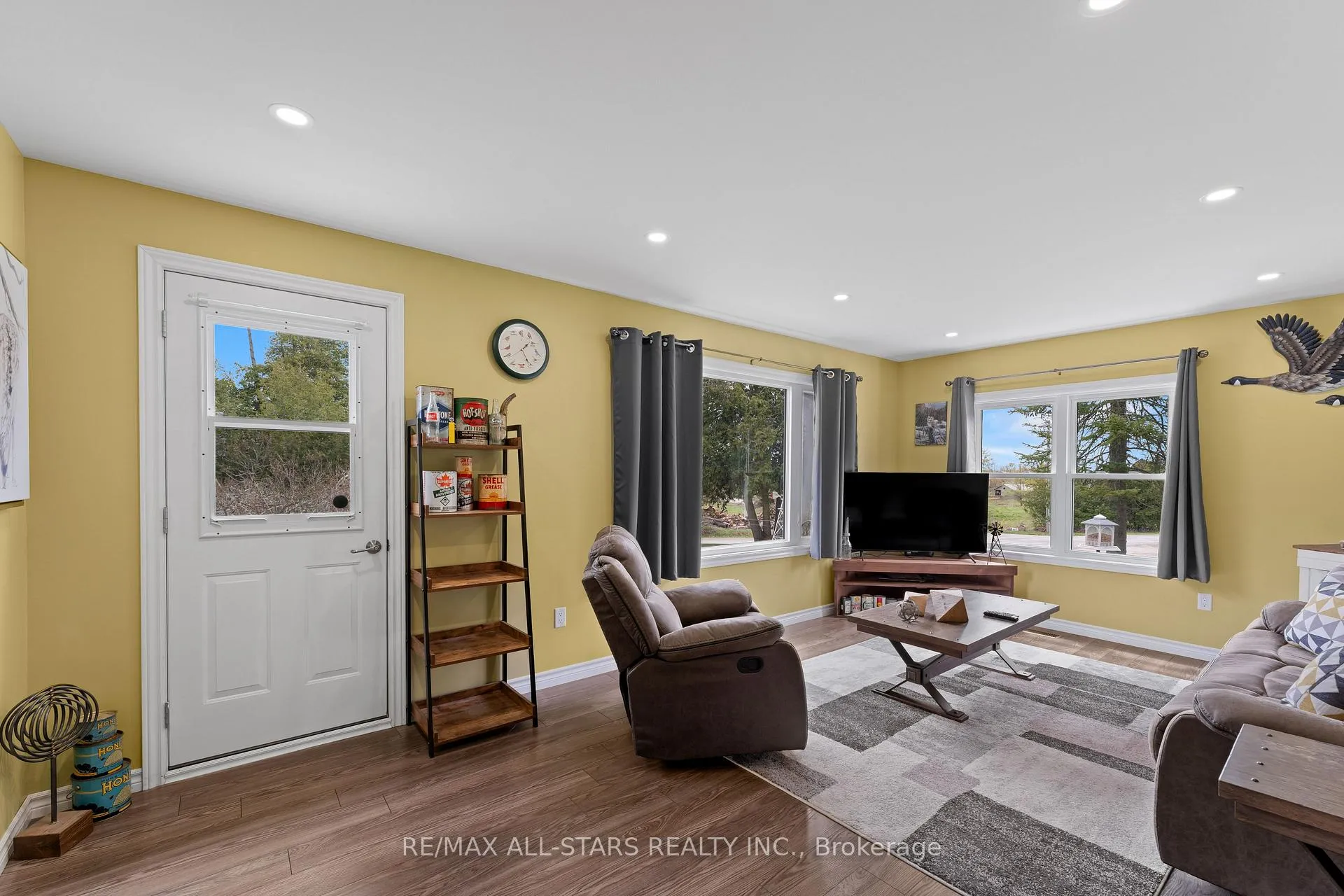 Photo 18 of 255 County Rd 30, Kawartha Lakes, Verulam — HOMEH