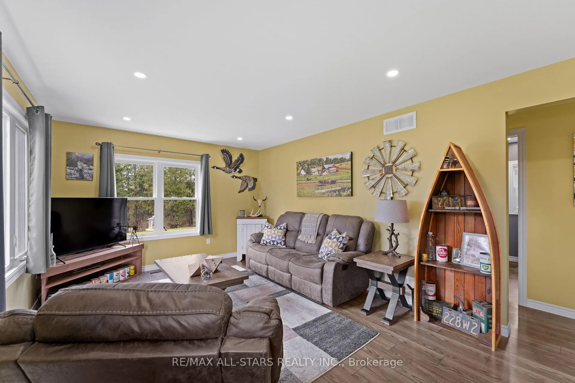 Photo 19 of 255 County Rd 30, Kawartha Lakes, Verulam — HOMEH