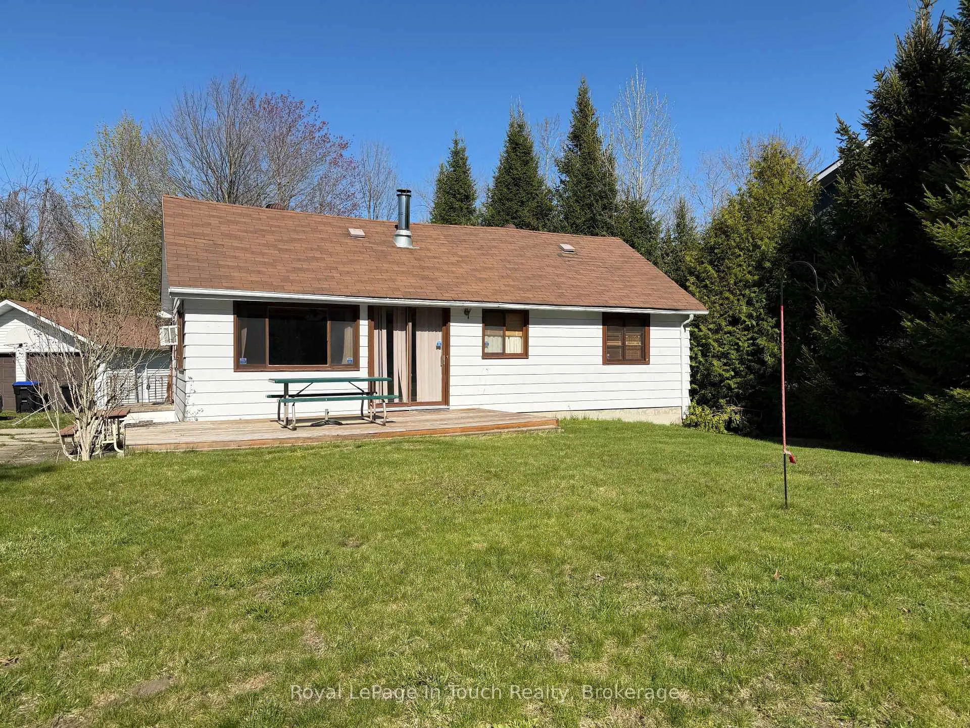 Photo 10 of 43 Winterset Avenue, Tiny, Rural Tiny — HOMEH