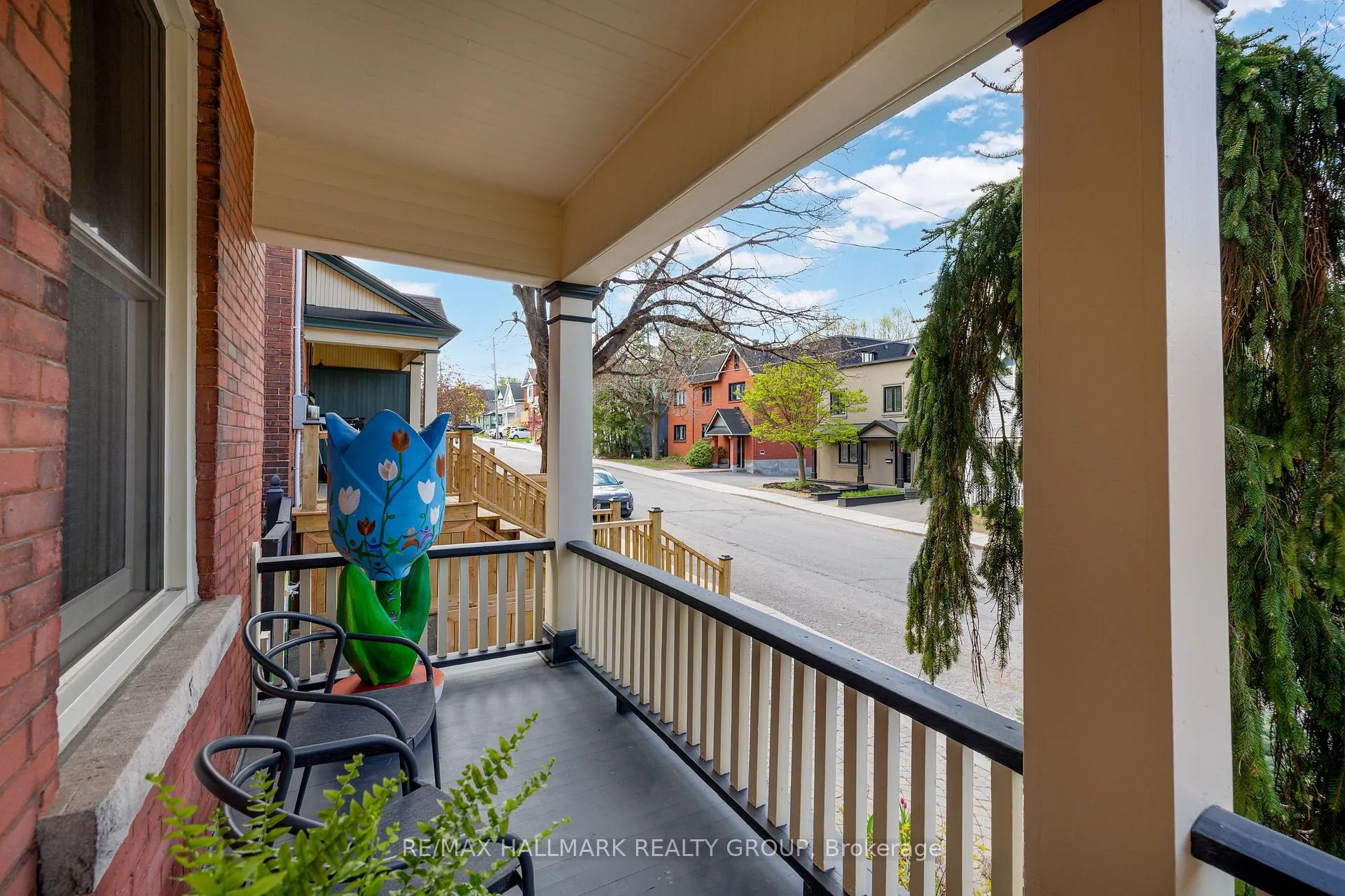 Photo 3 of 211 Russell Avenue, Ottawa, Sandy Hill — HOMEH