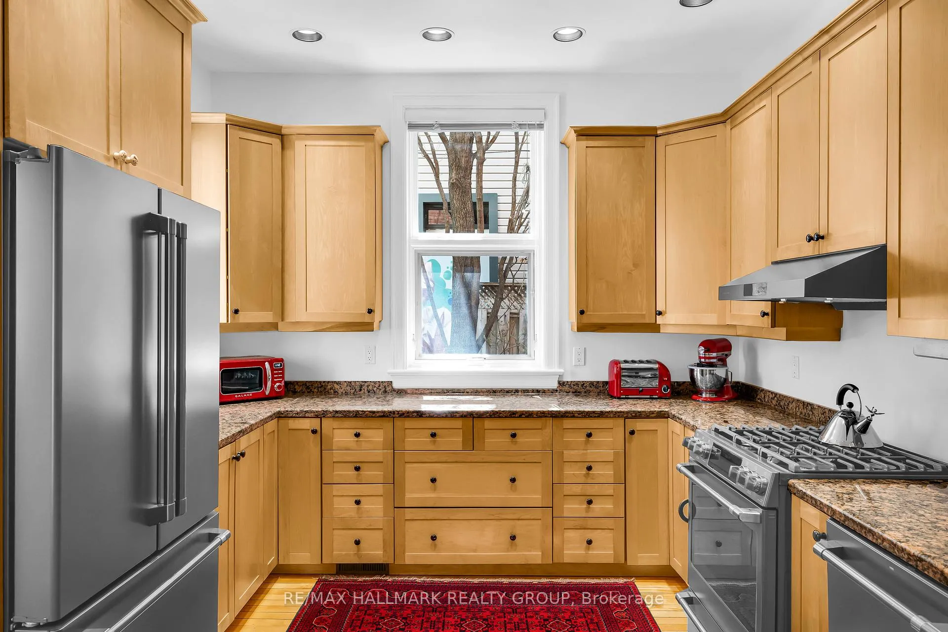 Photo 16 of 211 Russell Avenue, Ottawa, Sandy Hill — HOMEH