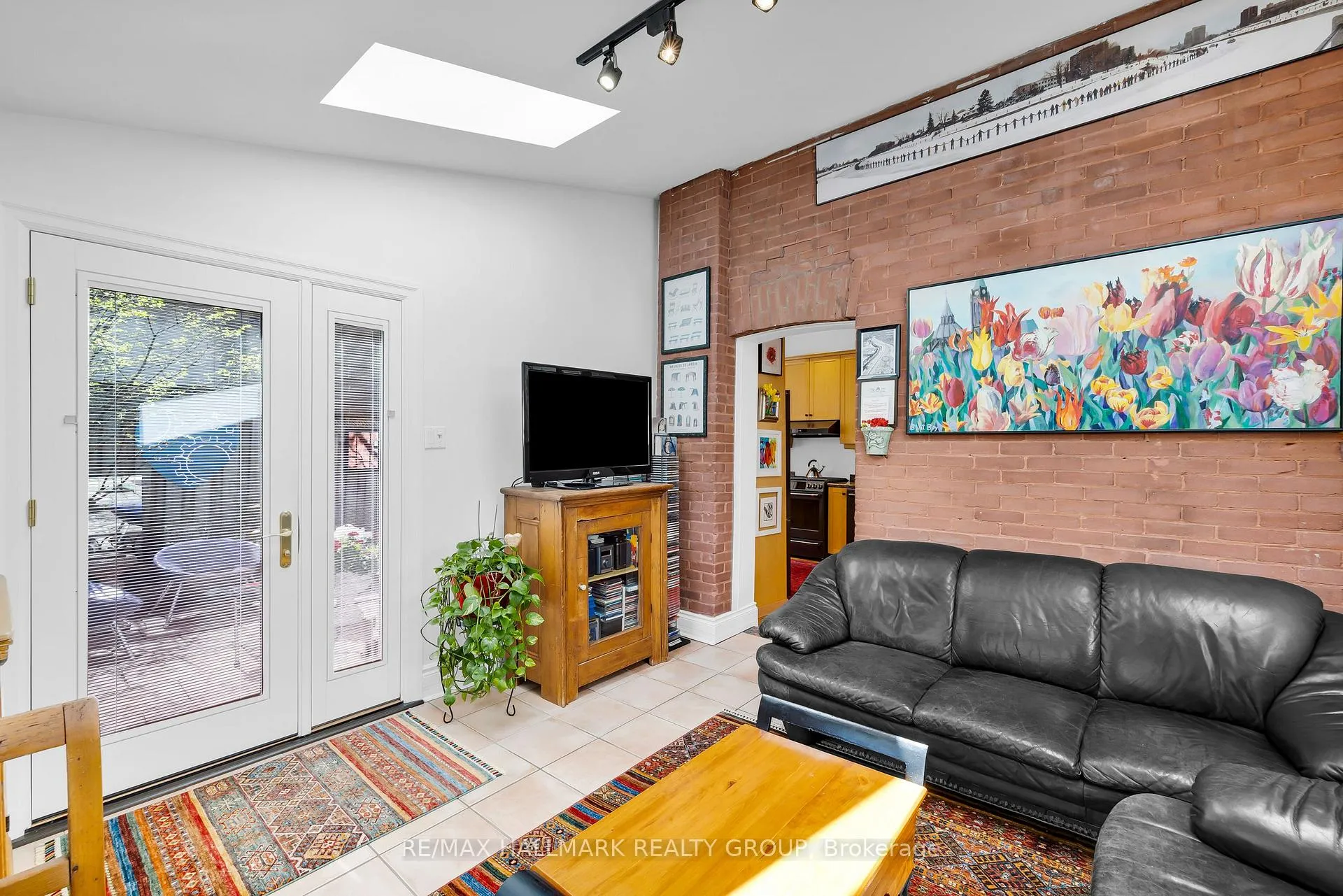 Photo 22 of 211 Russell Avenue, Ottawa, Sandy Hill — HOMEH