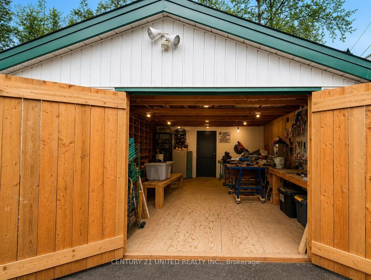 Photo 26 of 16 Evergreen Street, Kawartha Lakes, Emily — HOMEH
