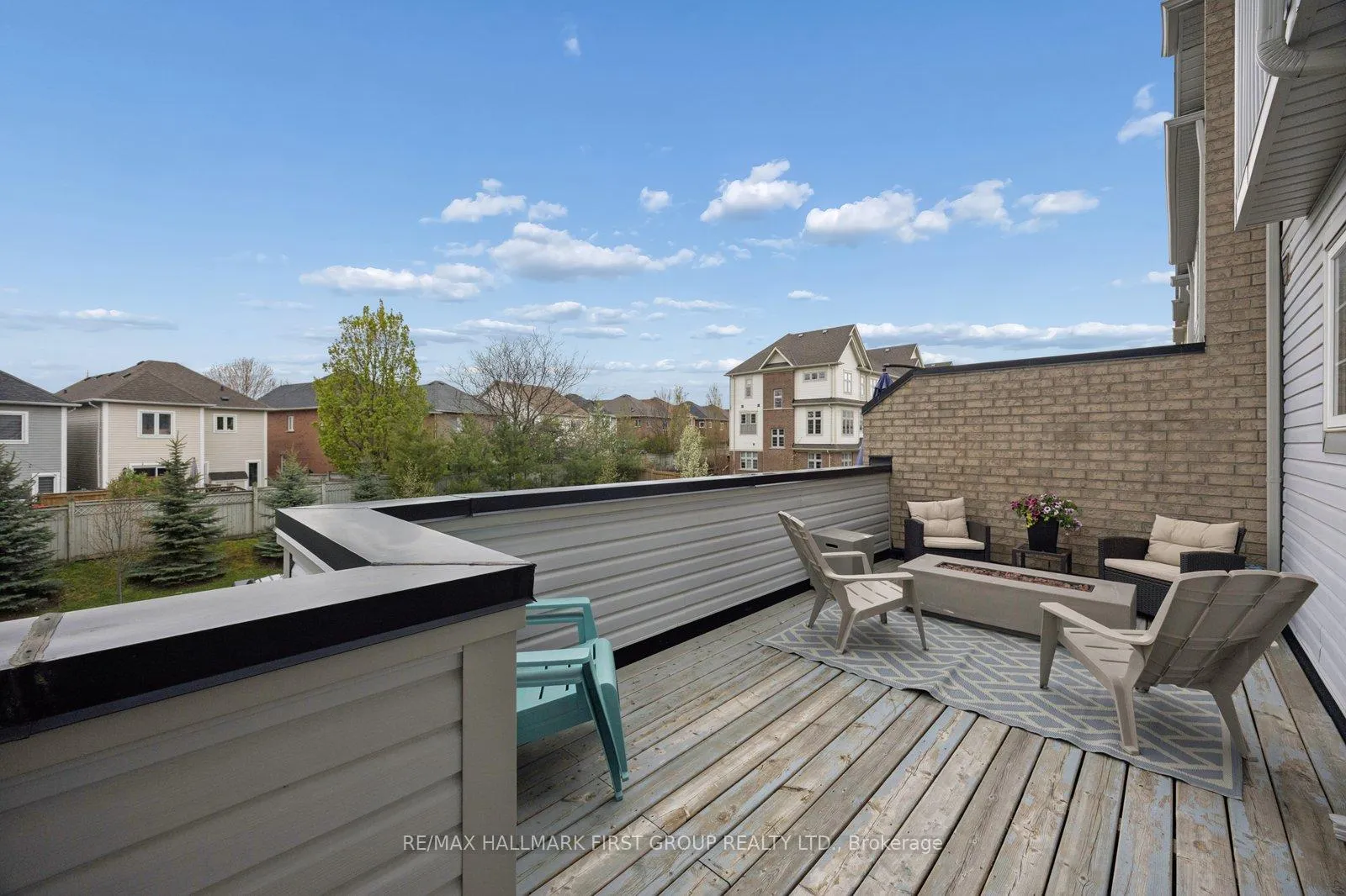 Photo 23 of 50 Westbury Way, Whitby, Brooklin — HOMEH