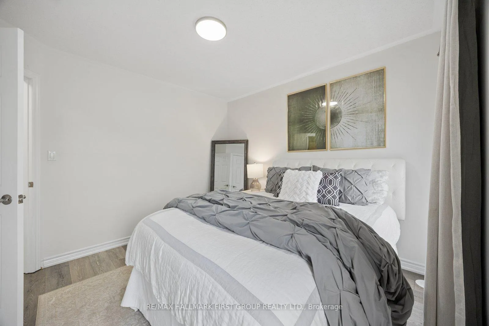 Photo 35 of 50 Westbury Way, Whitby, Brooklin — HOMEH