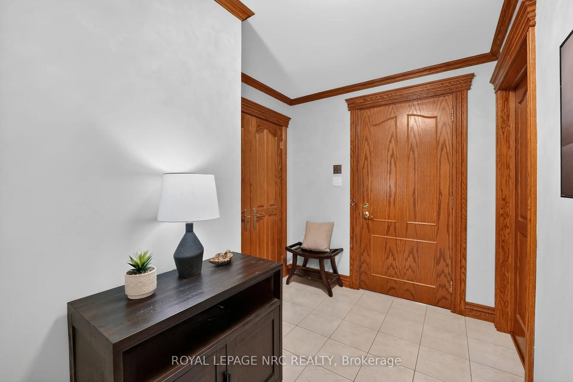 Photo 10 of Unit 302, 55 Main Street, St. Catharines, Port Dalhousie — HOMEH