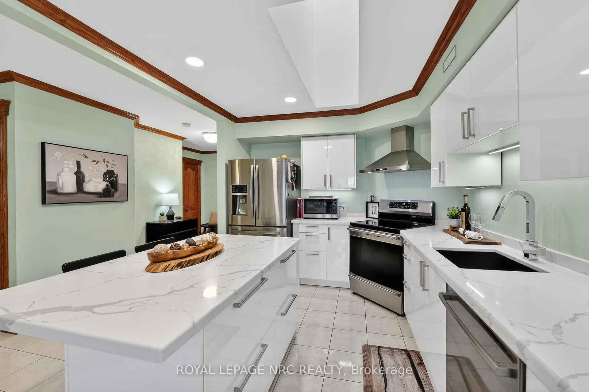 Photo 14 of Unit 302, 55 Main Street, St. Catharines, Port Dalhousie — HOMEH