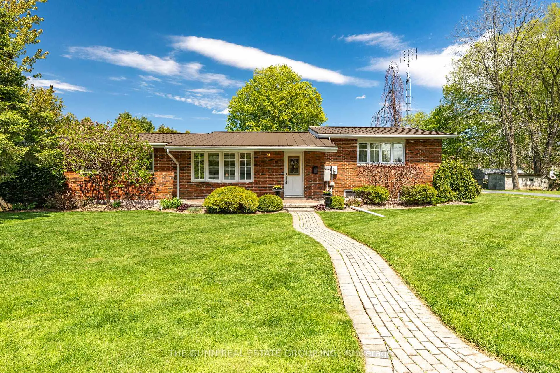 Photo 7 of 197 King Street S, Chatham-Kent, Highgate — HOMEH