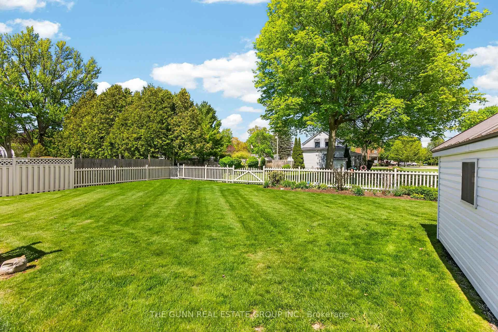 Photo 50 of 197 King Street S, Chatham-Kent, Highgate — HOMEH