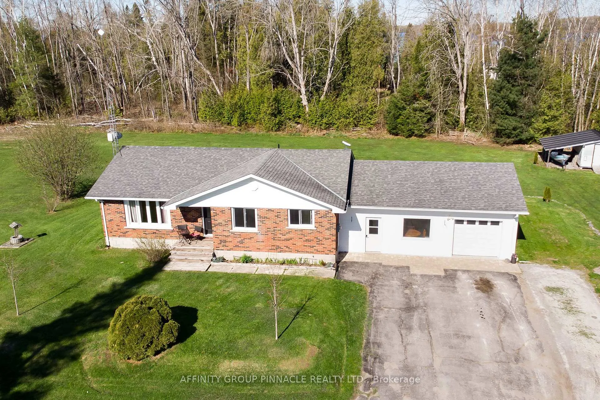 Photo 4 of 6077 35 Highway, Kawartha Lakes, Somerville — HOMEH
