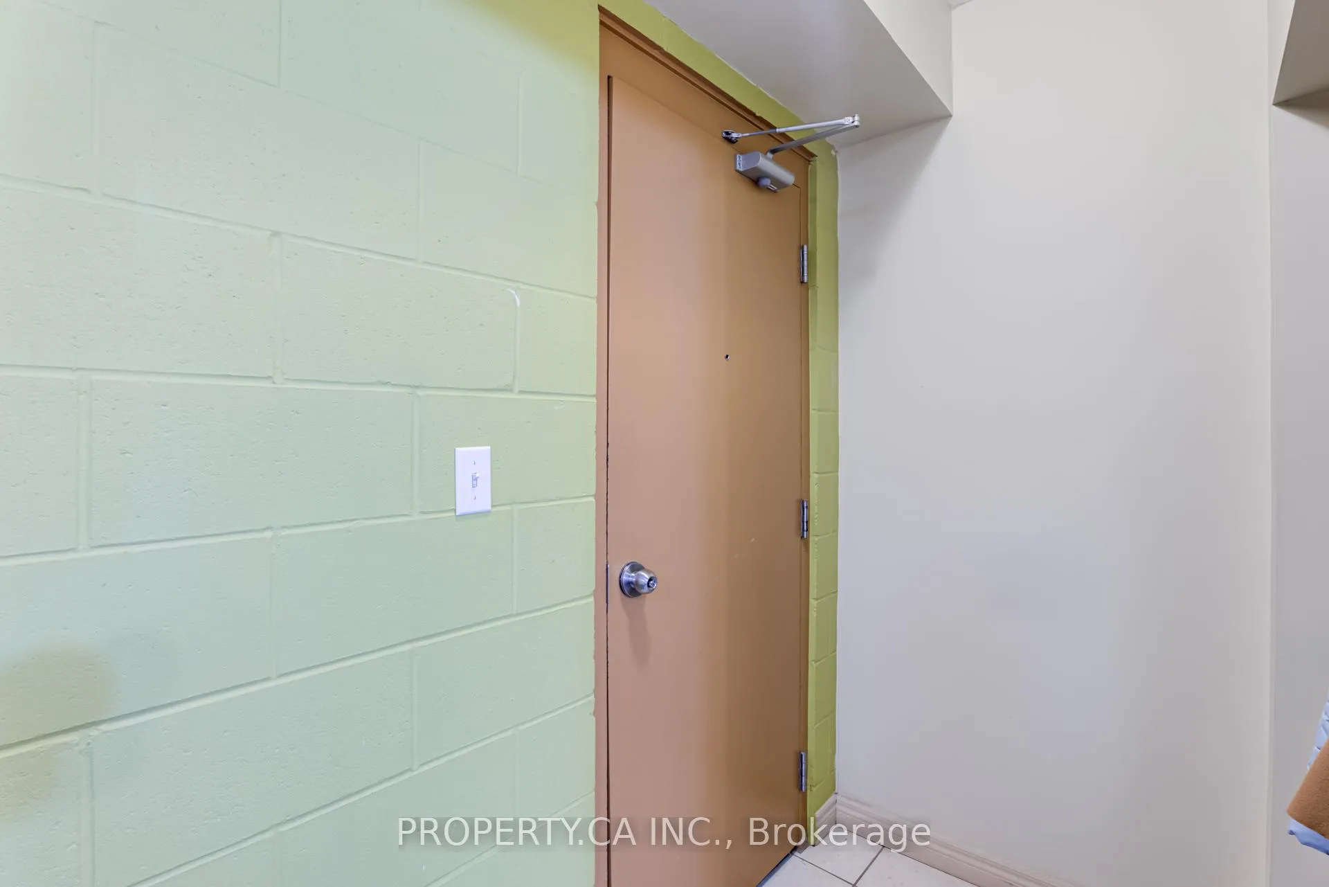 Photo 4 of Unit 204, 253 Lester Street, Waterloo, Beechwood/University — HOMEH