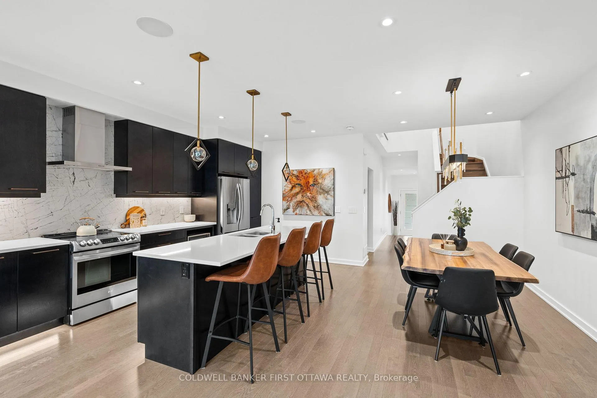 Photo 17 of 250 Big Dipper Street, Ottawa, Riverside South/Gloucester Glen — HOMEH