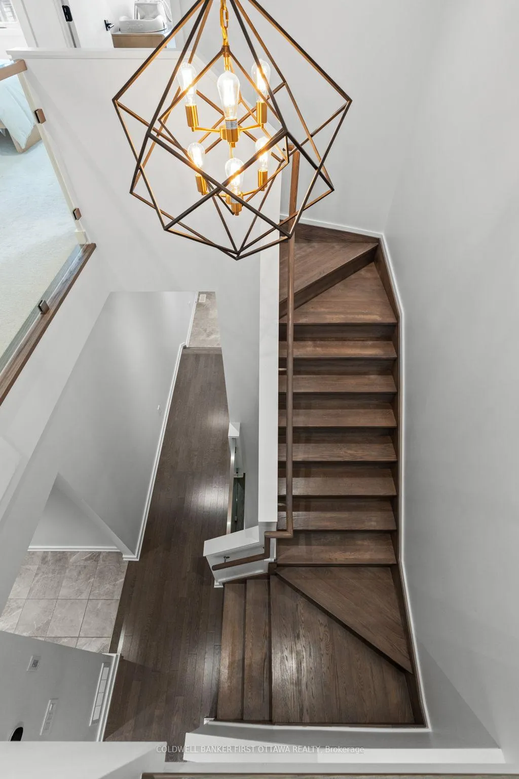 Photo 25 of 250 Big Dipper Street, Ottawa, Riverside South/Gloucester Glen — HOMEH