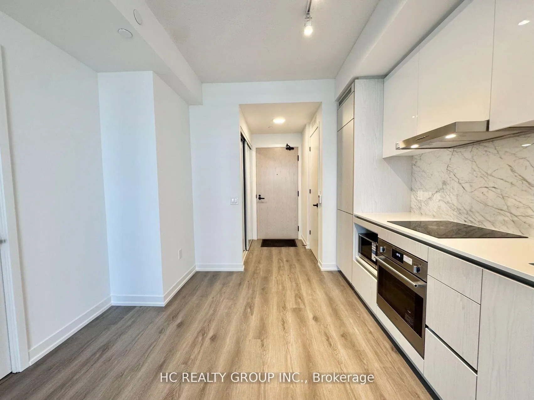 Photo 4 of Unit 3602, 28 Interchange Way, Vaughan, Vaughan Corporate Centre — HOMEH