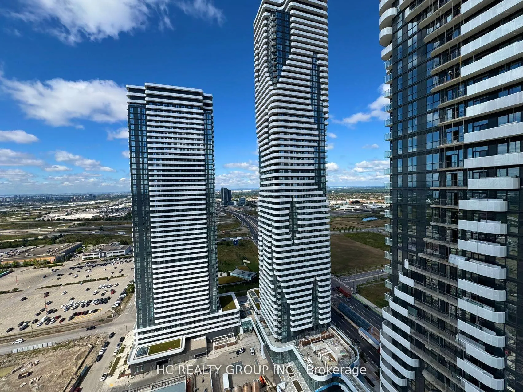 Photo 12 of Unit 3602, 28 Interchange Way, Vaughan, Vaughan Corporate Centre — HOMEH