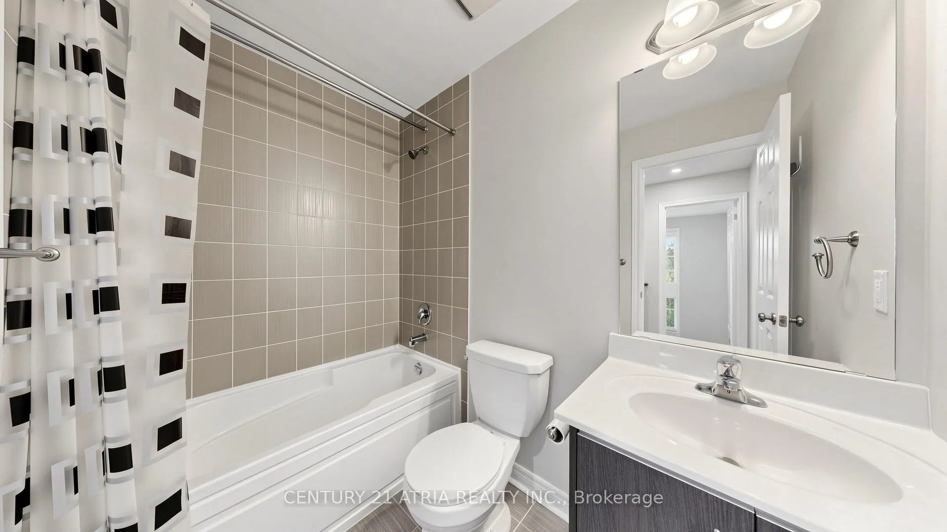 Photo 26 of 2918 Elgin Mills Road E, Markham, Victoria Square — HOMEH