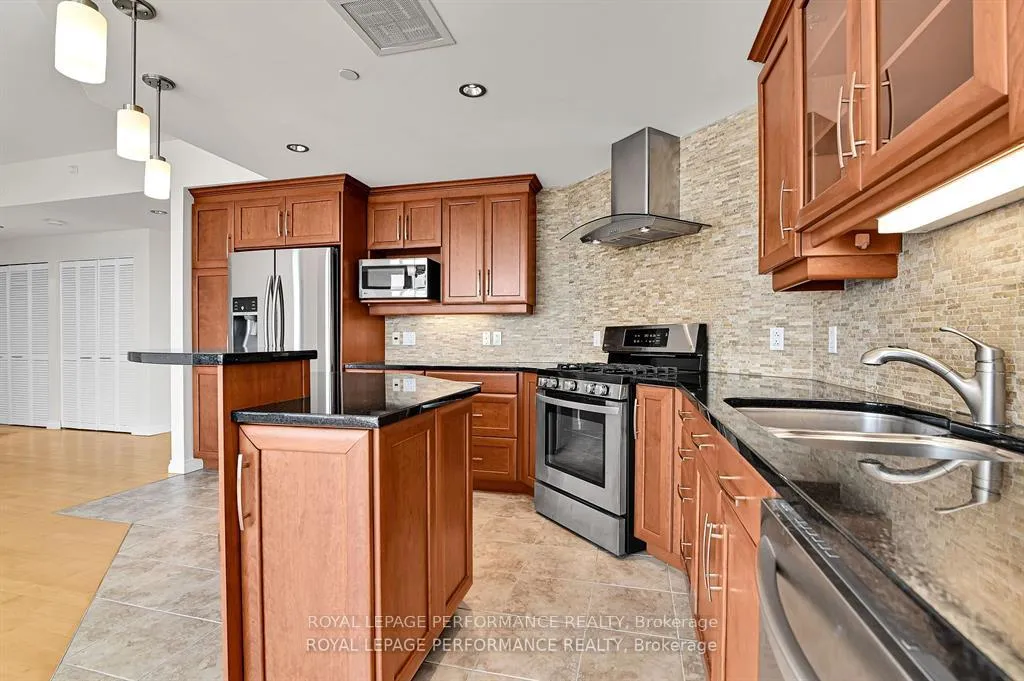 Photo 7 of Unit 1202, 90 George Street, Ottawa, Lower Town/Byward Market — HOMEH