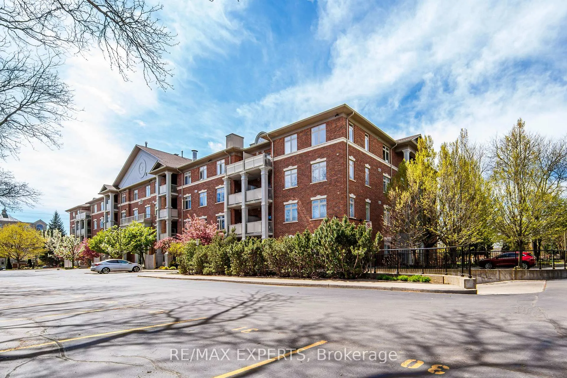 Front of Unit 102, 391 Plains Road E